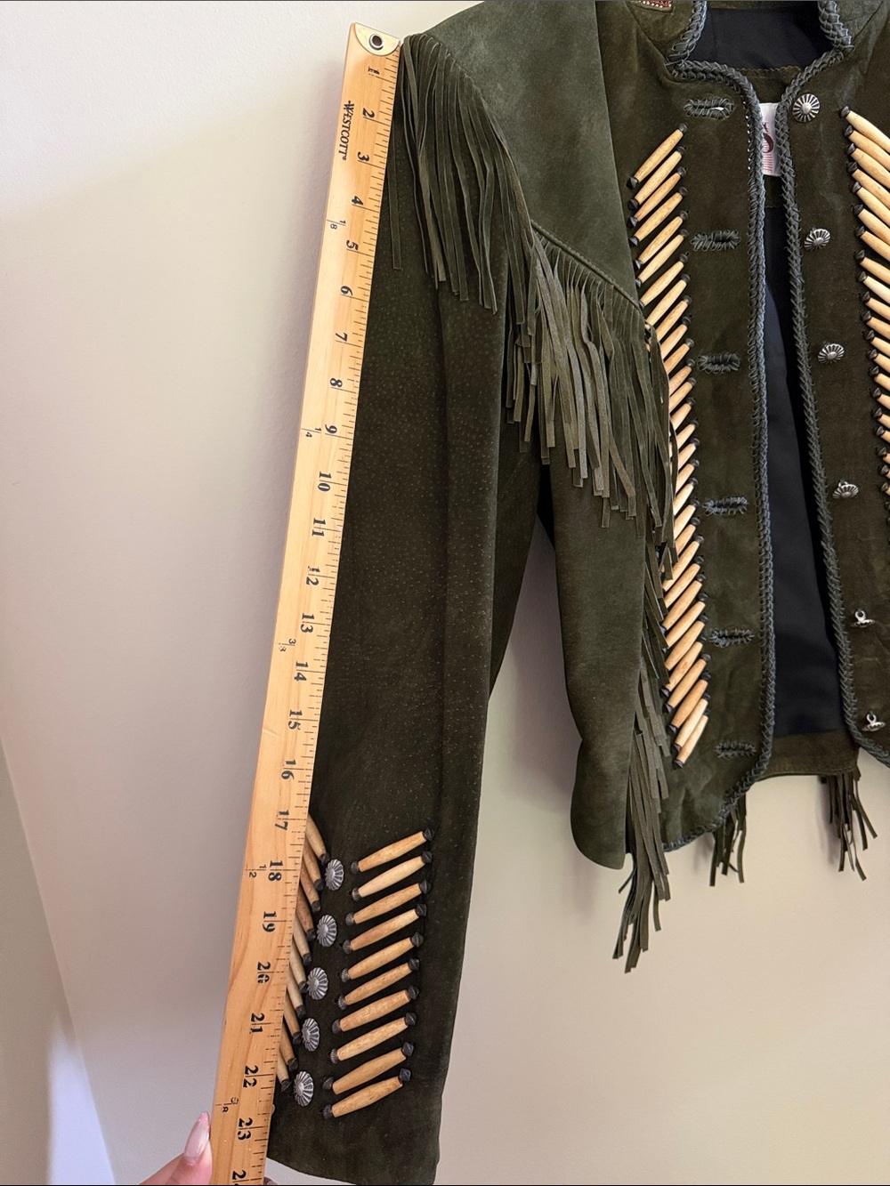 NWOT Diamond Leathers Vintage Western Bone Bead Fringe Leather Jacket | 10 - Picture 9 of 12
